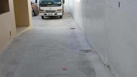 Warehouse / Factory for rent in Veterans Village, Metro Manila near MRT-3 North Avenue