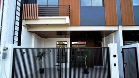 4 Bedroom Townhouse for sale in Talon Dos, Metro Manila