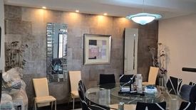 5 Bedroom House for sale in Guadalupe Nuevo, Metro Manila near MRT-3 Guadalupe