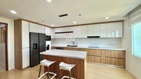 3 Bedroom Condo for sale in Alabang, Metro Manila