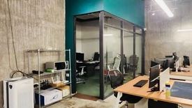 Commercial for rent in Laging Handa, Metro Manila near MRT-3 Kamuning