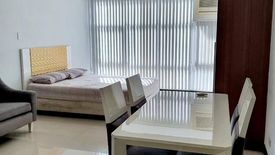 Condo for rent in San Lorenzo, Metro Manila