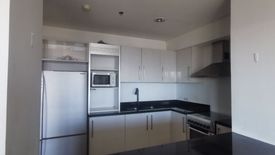 2 Bedroom Condo for rent in San Lorenzo, Metro Manila near MRT-3 Ayala