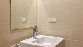 1 Bedroom Condo for sale in Two Central, Bel-Air, Metro Manila