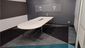 Office for rent in Pinyahan, Metro Manila near MRT-3 Quezon Avenue