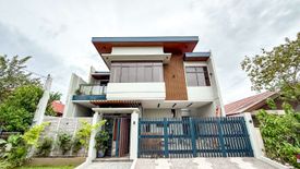 5 Bedroom House for sale in Talon Dos, Metro Manila