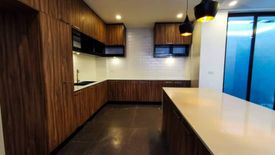 5 Bedroom House for sale in San Nicolas, Metro Manila