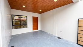 5 Bedroom Townhouse for sale in Pilar, Metro Manila