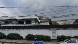 House for sale in West Triangle, Metro Manila near MRT-3 Quezon Avenue