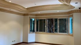 5 Bedroom House for rent in Central, Metro Manila