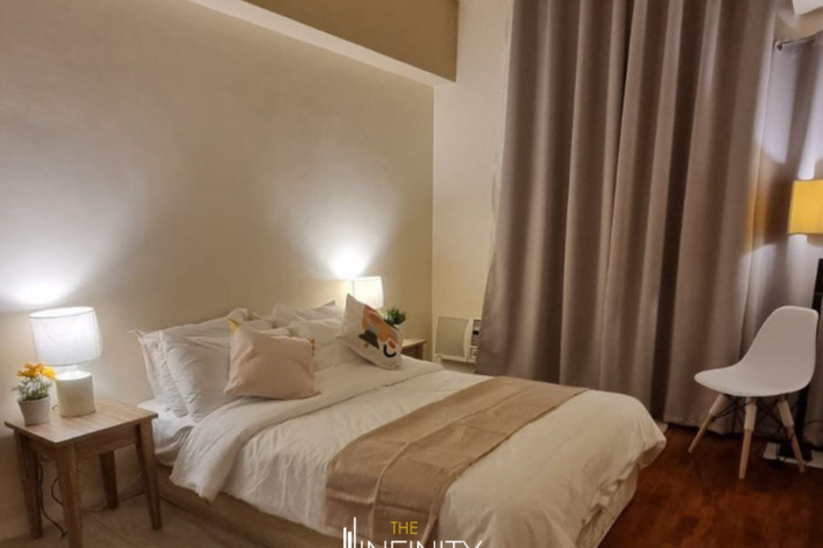 1 Bedroom For Sale in Bay Gardens Condominium, Pasay City