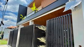 5 Bedroom House for sale in Santo Rosario, Pampanga