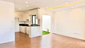 4 Bedroom House for sale in Talon Dos, Metro Manila