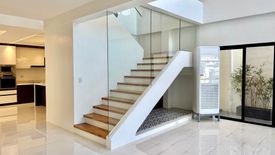 5 Bedroom House for sale in BF Homes, Metro Manila