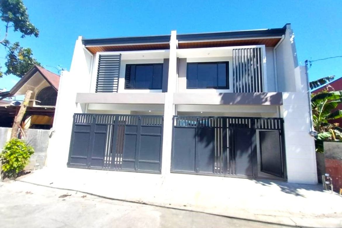 For Sale Affordable Two (2) Storey Duplex House in Molino 3 Bacoor Cavite City