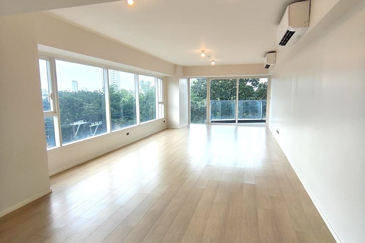 3-Bedroom Fairway Golf View in Shang Residences Wack Wack