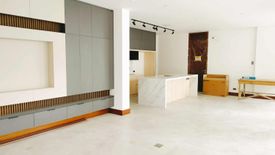 7 Bedroom Townhouse for sale in Batasan Hills, Metro Manila