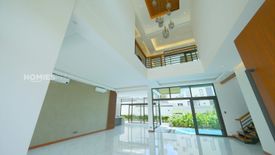 5 Bedroom House for sale in Almanza Dos, Metro Manila