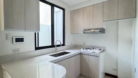 4 Bedroom House for sale in Sun Valley, Metro Manila