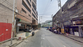 Condo for sale in Malate, Metro Manila near LRT-1 Vito Cruz
