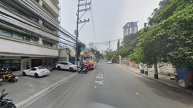 Condo for sale in Malate, Metro Manila near LRT-1 Vito Cruz