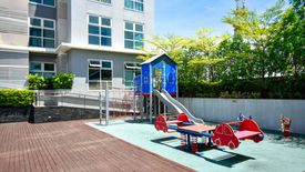 Condo for sale in South Triangle, Metro Manila near MRT-3 Quezon Avenue