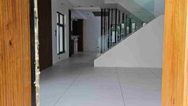 7 Bedroom House for sale in Batasan Hills, Metro Manila