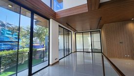 5 Bedroom House for sale in McKinley Hill, Metro Manila