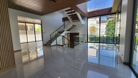 5 Bedroom House for sale in McKinley Hill, Metro Manila