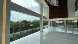 8 Bedroom House for sale in New Alabang Village, Metro Manila