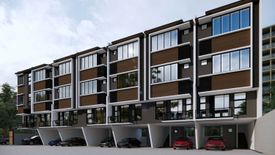 4 Bedroom Townhouse for sale in Plainview, Metro Manila near MRT-3 Boni