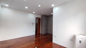 3 Bedroom Townhouse for sale in Central, Metro Manila near MRT-3 Quezon Avenue