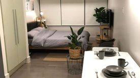 Condo for sale in Guadalupe Viejo, Metro Manila near MRT-3 Guadalupe