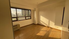 2 Bedroom Condo for sale in Icon Residences, BGC, Metro Manila