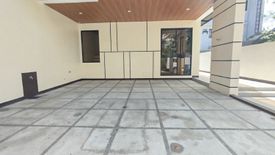 3 Bedroom House for sale in Poblacion, Metro Manila