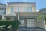 4 Bedroom House for sale in Lakar Santri, East Java