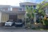 4 Bedroom House for sale in Lakar Santri, East Java