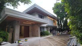 5 Bedroom House for sale in Dasmariñas North, Metro Manila near MRT-3 Ayala
