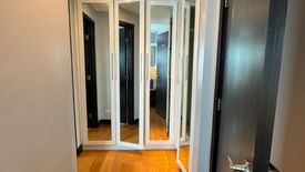 2 Bedroom Condo for rent in San Lorenzo, Metro Manila near MRT-3 Ayala