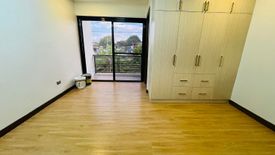 4 Bedroom Townhouse for sale in Milagrosa, Metro Manila