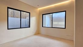 4 Bedroom House for sale in BF Homes, Metro Manila