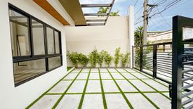 5 Bedroom House for sale in BF Homes, Metro Manila