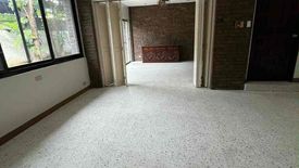 Land for sale in Dasmariñas Village, Dasmariñas North, Metro Manila near MRT-3 Magallanes