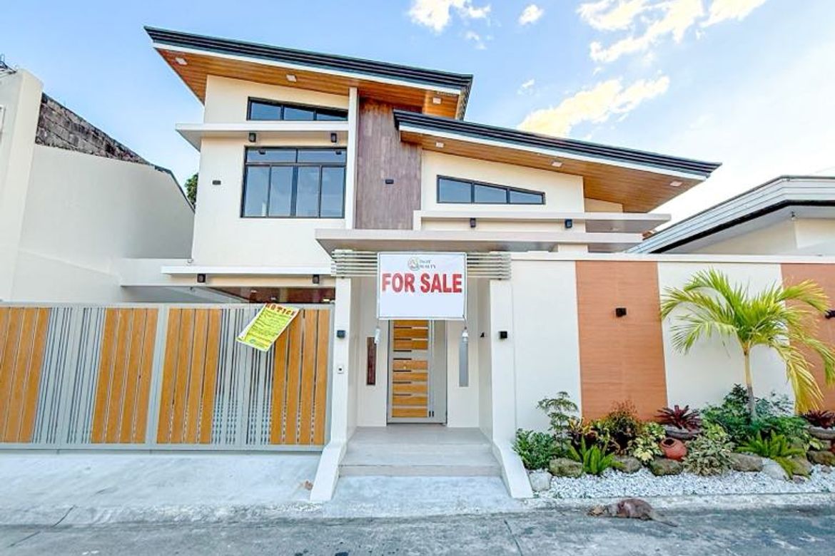 NEW PRICE: Brandnew High-Ceiling House and Lot for Sale in BF Homes, Parañaque City