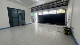 3 Bedroom House for sale in Tambo, Metro Manila