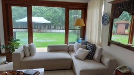 7 Bedroom House for sale in BF Homes, Metro Manila