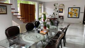 4 Bedroom House for sale in Magallanes, Metro Manila near MRT-3 Magallanes