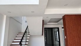 5 Bedroom House for sale in BF Homes, Metro Manila