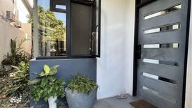 4 Bedroom House for sale in Moonwalk, Metro Manila