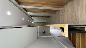 5 Bedroom House for sale in Talon Singko, Metro Manila